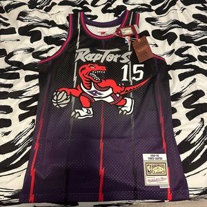 Mitchell & Ness Toronto Raptors Vince Carter 1998-99 Swingman Jersey